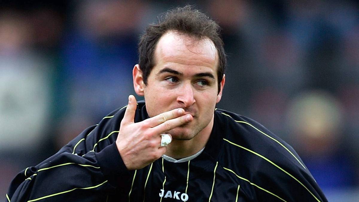 Daniel Gomez (Alemannia Aachen) wird im November 2003 auf Methylprednisolon getestet. Der Franzose hatte die Anwendung des Kortison-Präparats nicht angegeben. Urteil: zwölf Spiele Sperre