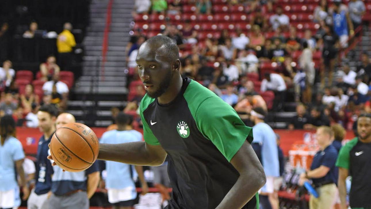 Celtics-Fans feiern Tacko Fall