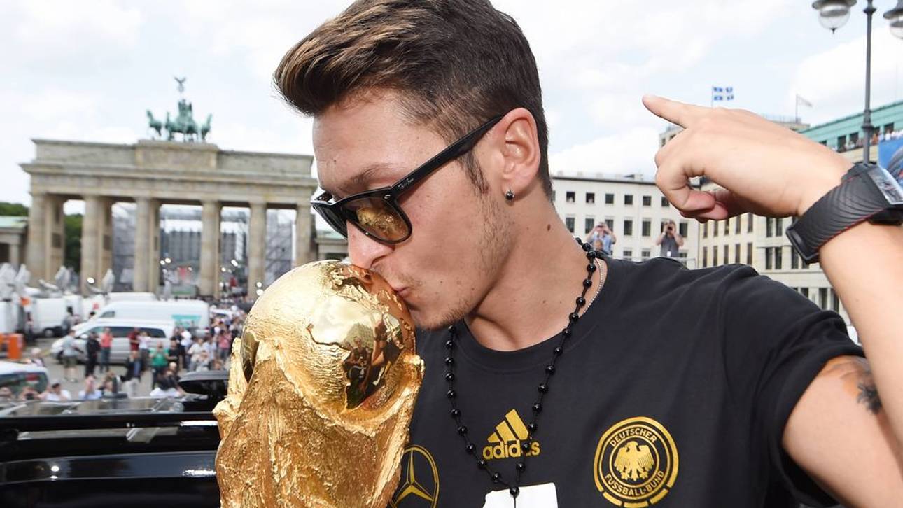 Irritierender Özil-Post