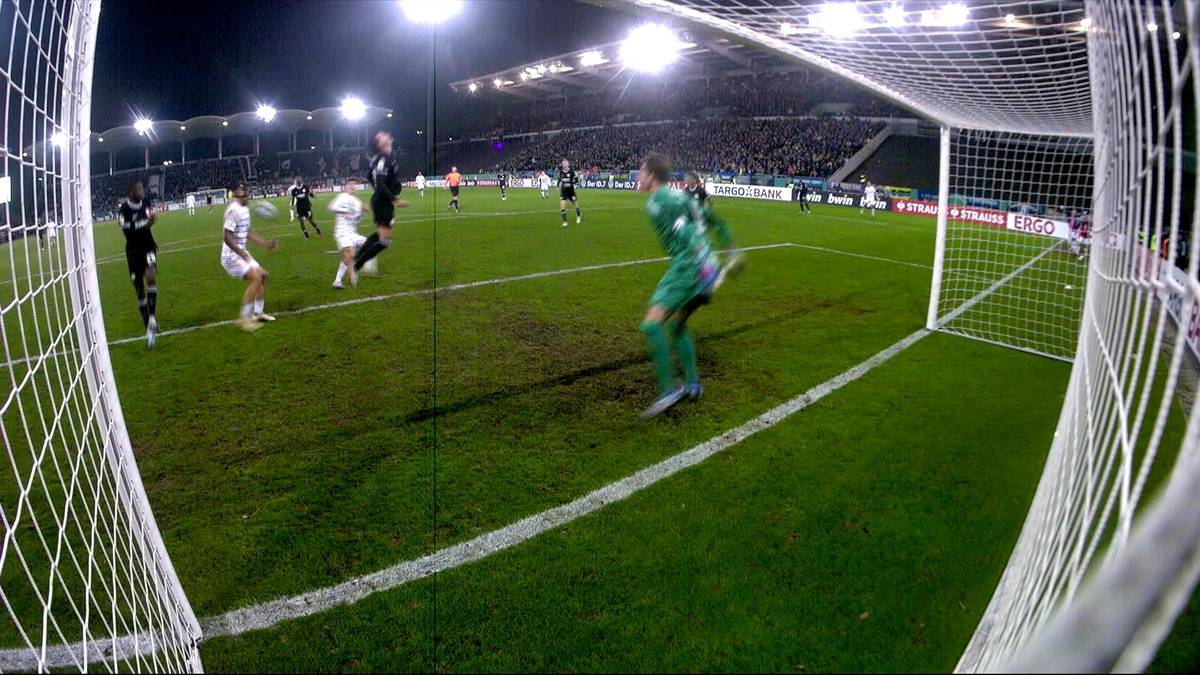 Nasenvorlage: Wie Saarbrückens Maskenmann zum Matchwinner wurde