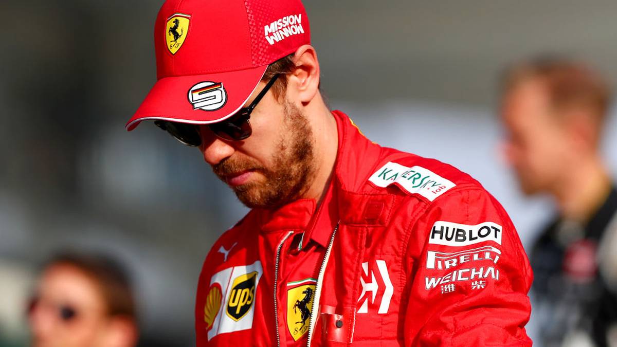 AS: "Hamilton gewinnt locker in Abu Dhabi vor Verstappen und Leclerc. Niemand leistete Gegenwehr, Hamilton durfte sich richtig austoben, er sitzt im Olymp der Formel 1. Sebastian Vettel muss im neuen Jahr auf den Resetknopf drücken"