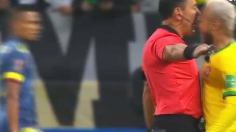Brasilien hat als erste Mannschaft in Südamerika die Qualifikation für die Weltmeisterschaft in Katar 2022 geschafft. Neymar verliert die Contenance.