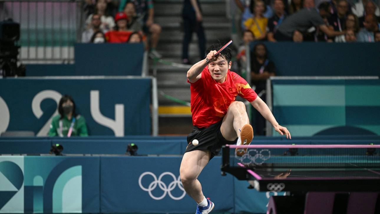 Tischtennis-Stars mit irrer Konsequenz