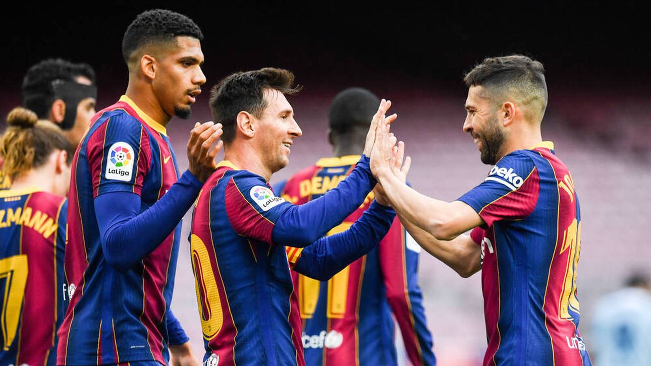 Barca vor irrem Transfer-Sommer