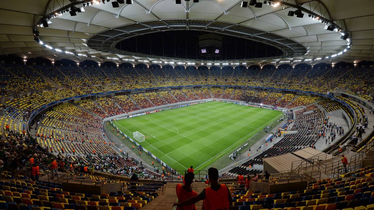 BUKAREST/RUMÄNIEN (Arena Nationala, drei Gruppenspiele und ein Achtelfinale): Die Arena Nationala steht in Bukarest, kann 55.600 Fans aufnehmen und beeindruckt vor allem mit ihren imposanten Dachkonstruktion