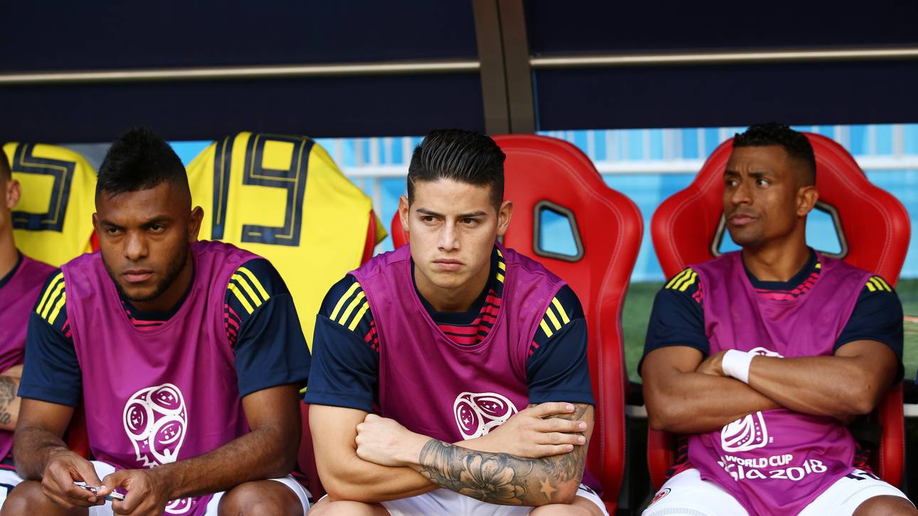 James bei Kolumbien auf der Bank