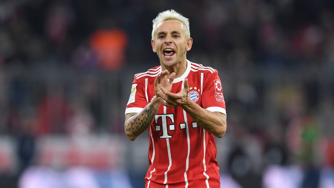 Bayern bietet Rafinha neuen Vertrag