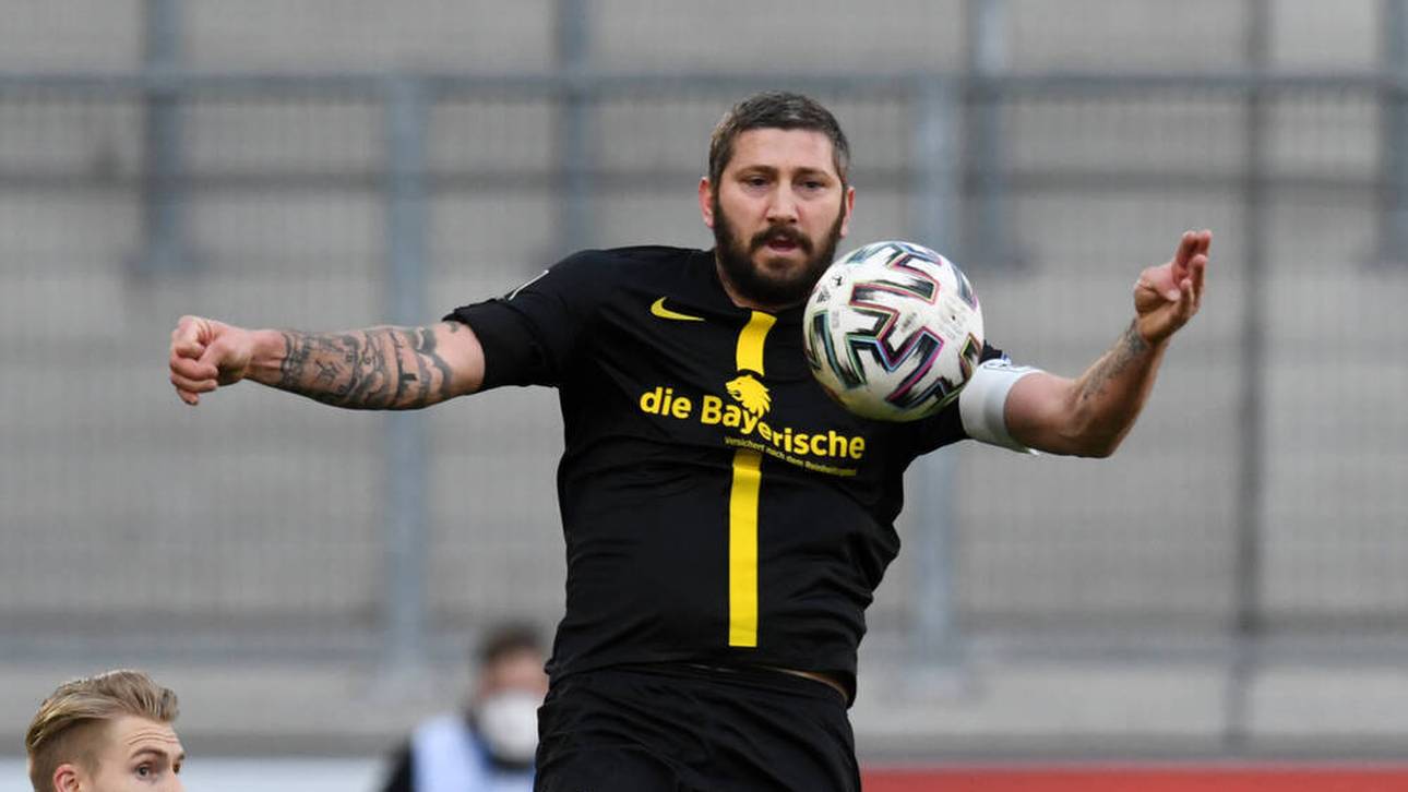 Sascha Mölders verlängerte zuletzt seinen Vertrag bei 1860 nochmal um ein weiteres Jahr bis 2022.