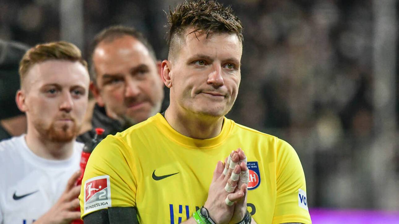 Kleindienst schießt Trauzeugen ab