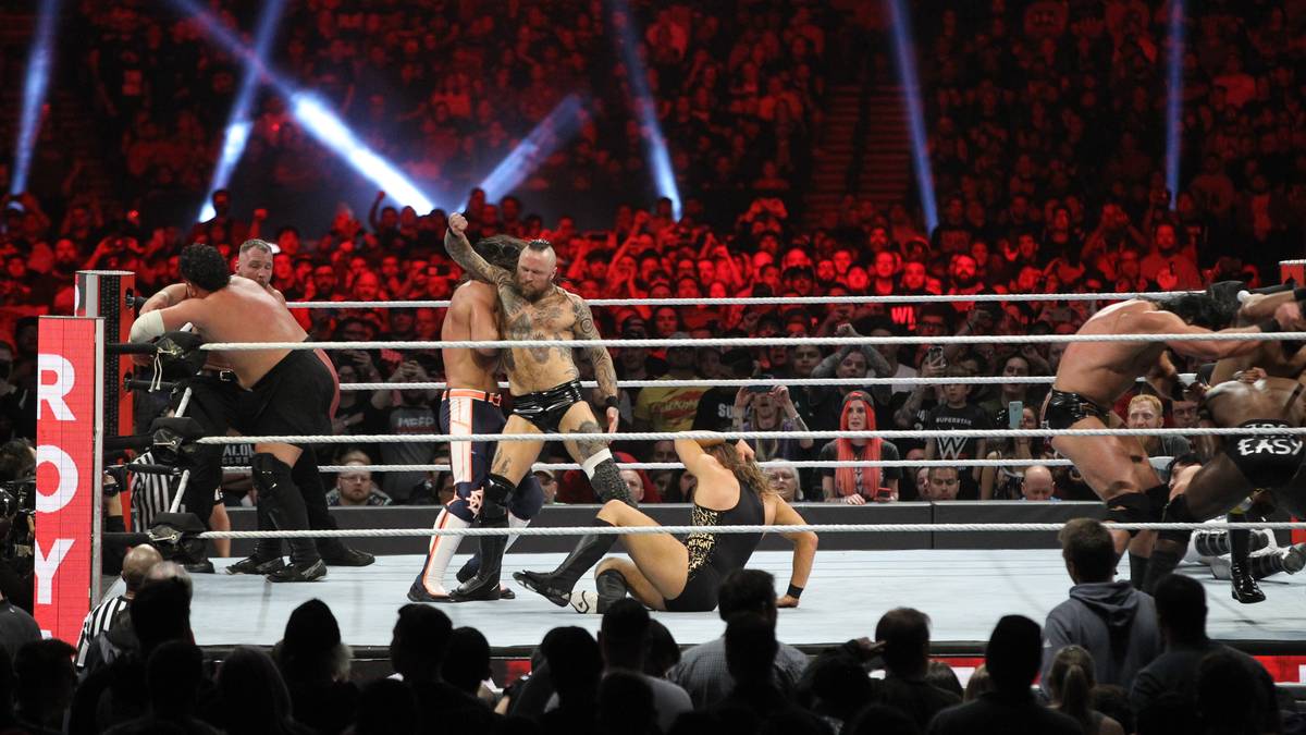 ... und der schlagkräftige Niederländer Aleister Black, als Tommy End einst auch in der deutschen Wrestling-Szene eine Größe