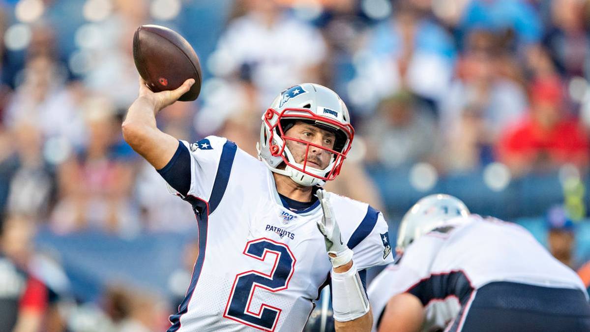 Sein Backup wird, wie in den vergangenen Jahren, Bryan Hoyer geben, ein solider Spielverwalter, mehr nicht