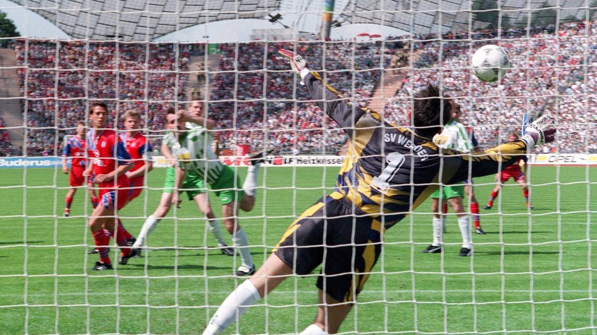 3:1 schlug der FCB Werder, durch Tore von Christian Ziege (im Bild) und einen Doppelpack von Alexander Zickler