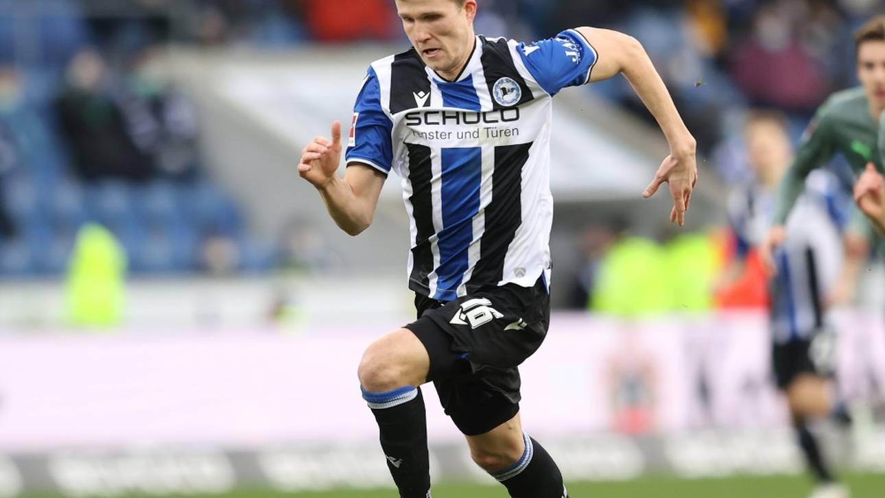 Hannover holt Mittelfeldspieler