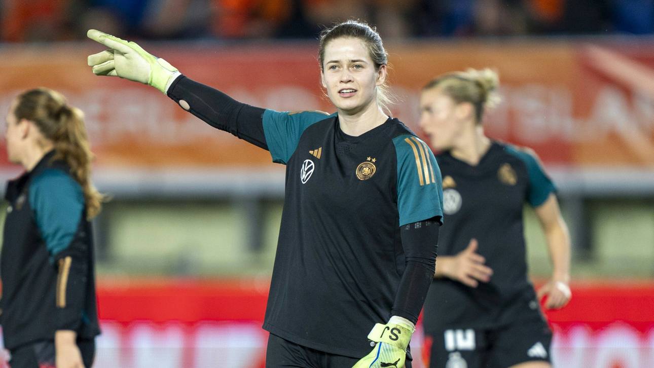 Johannes gegen Österreich im DFB-Tor