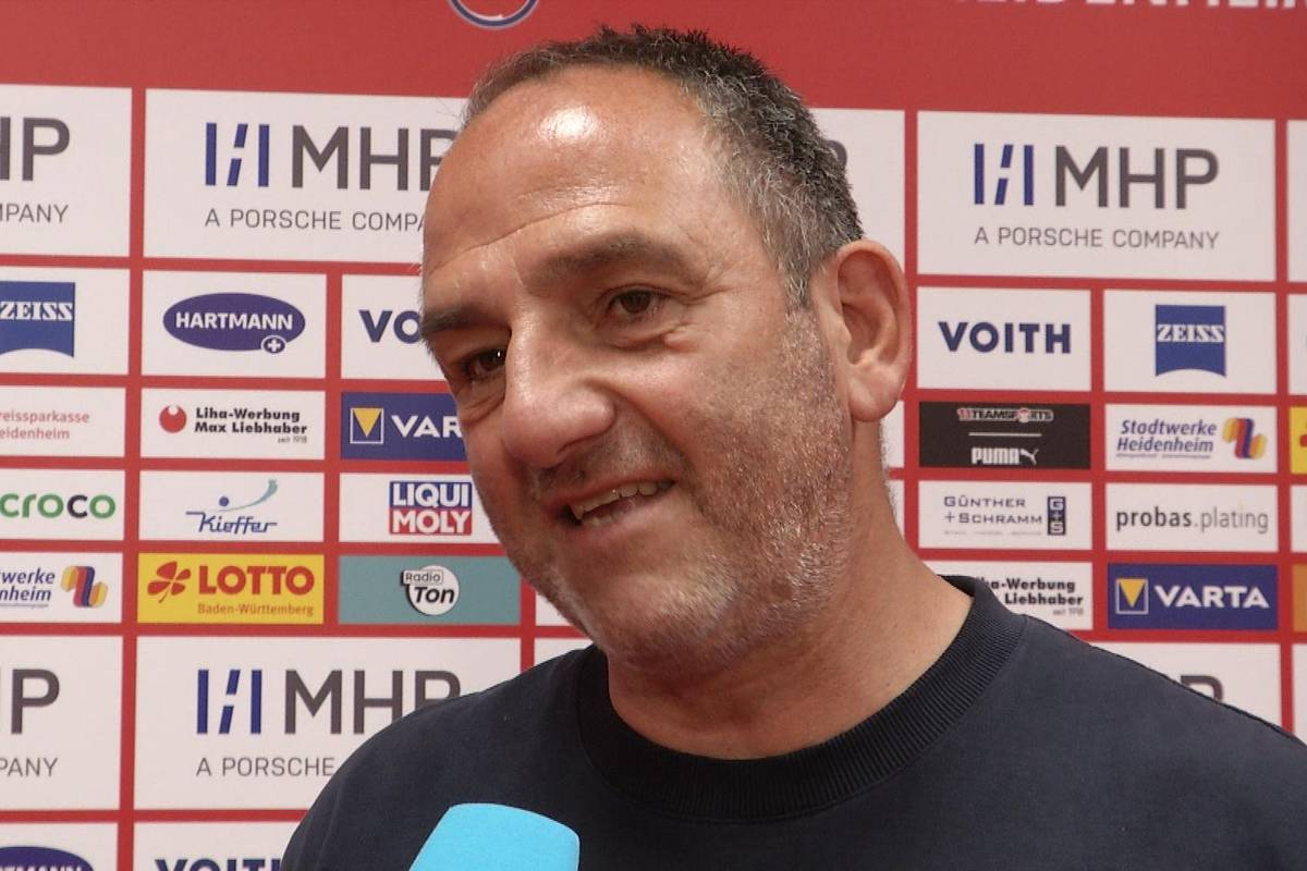 Der 1. FC Heidenheim empfängt den VfL Bochum zum Abstiegs-Krimi. Mit einem Sieg könnte das Team von Frank Schmidt einen entscheidenden Schritt Richtung Relegation machen.