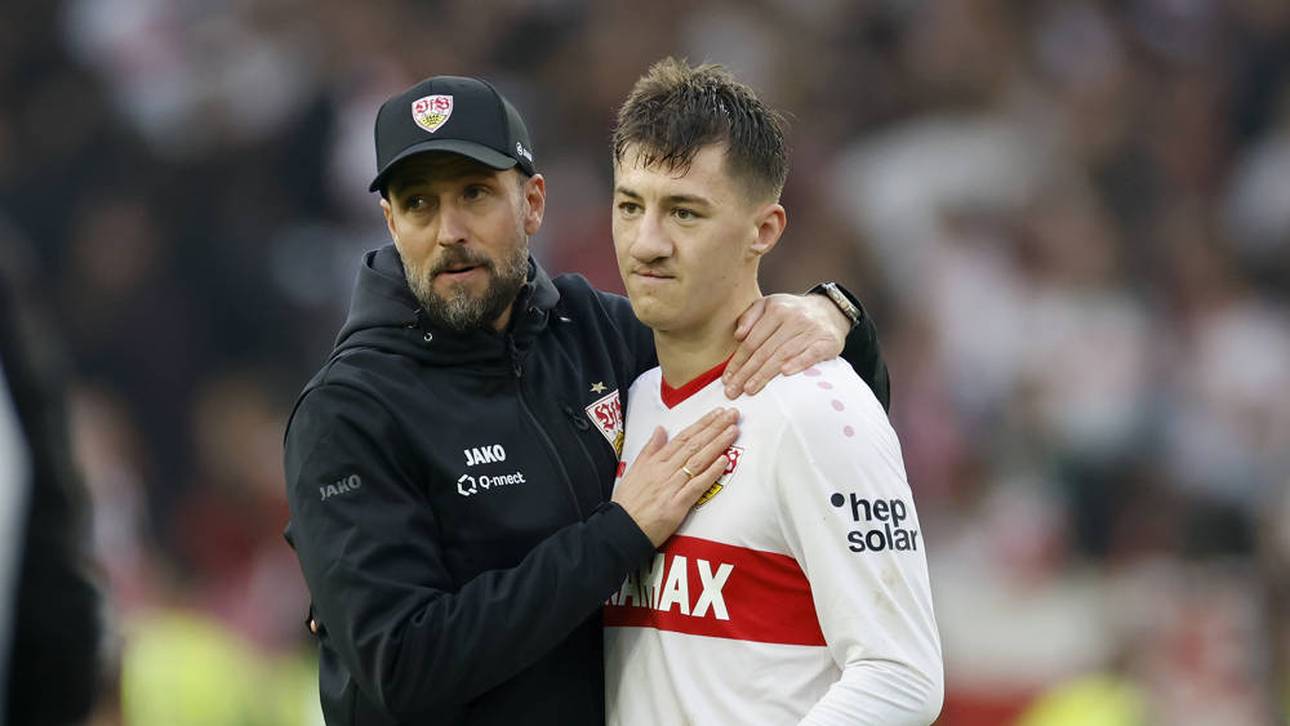 Angelo Stiller (r.) steht noch bis 2028 beim VfB Stuttgart unter Vertrag