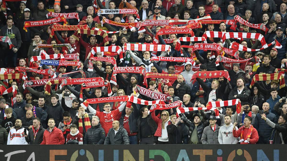 PLATZ 16 - FC LIVERPOOL: 52.946 Zuschauer in Anfield