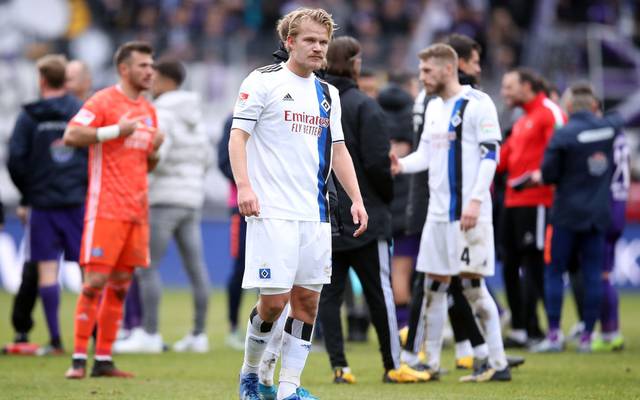 2 Bundesliga Hamburger Sv Unterliegt Aue Auch Vfb Stuttgart