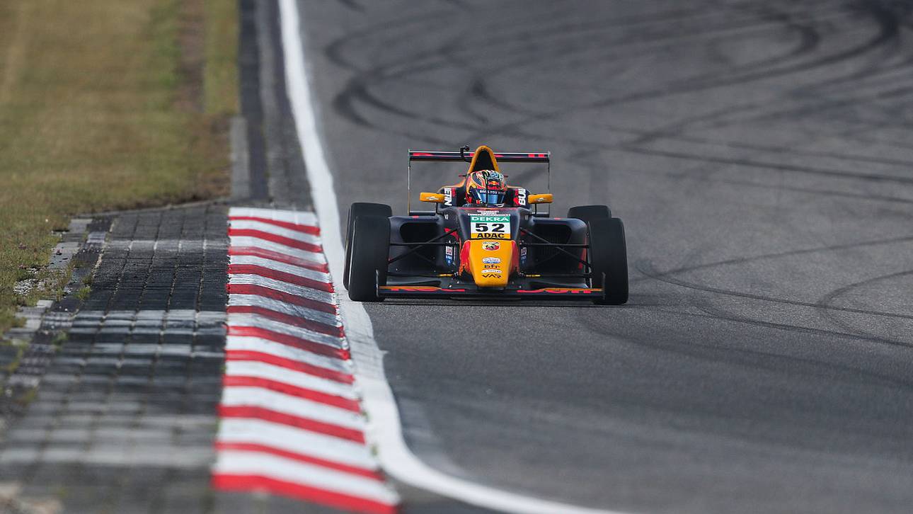Crawford holt Sieg am Nürburgring