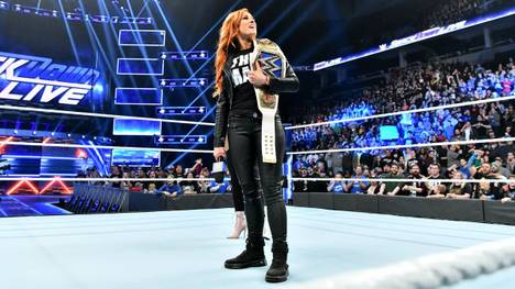 Becky Lynch muss ihren Titel im ersten TLC-Match der Frauen bei WWE bestreiten