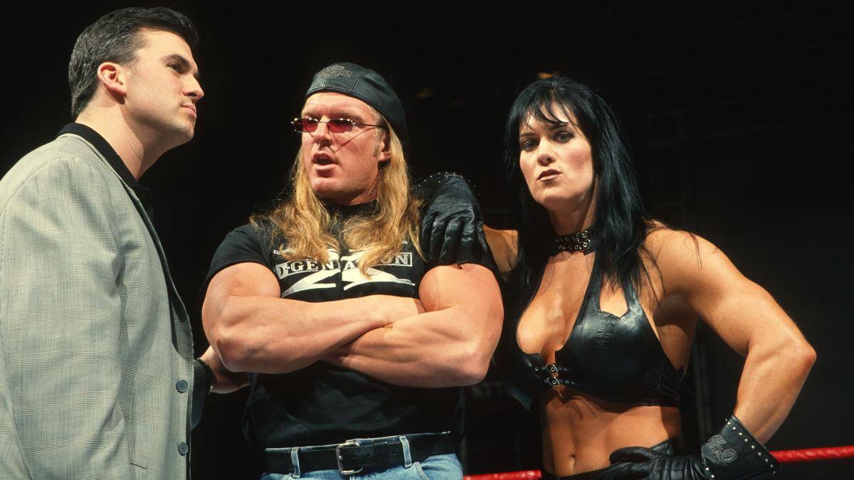Chyna und Triple H (M., mit Shane McMahon) waren auch hinter den WWE-Kulissen ein Paar