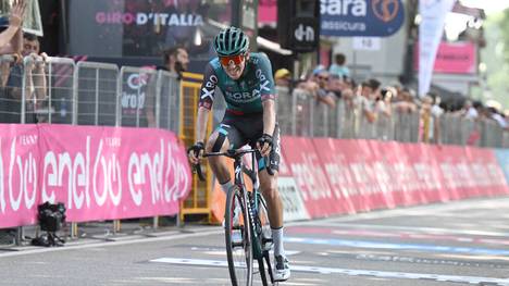 Emanuel Buchmann fährt beim Giro d'Italia 2022 einem historischen Ergebnis entgegen