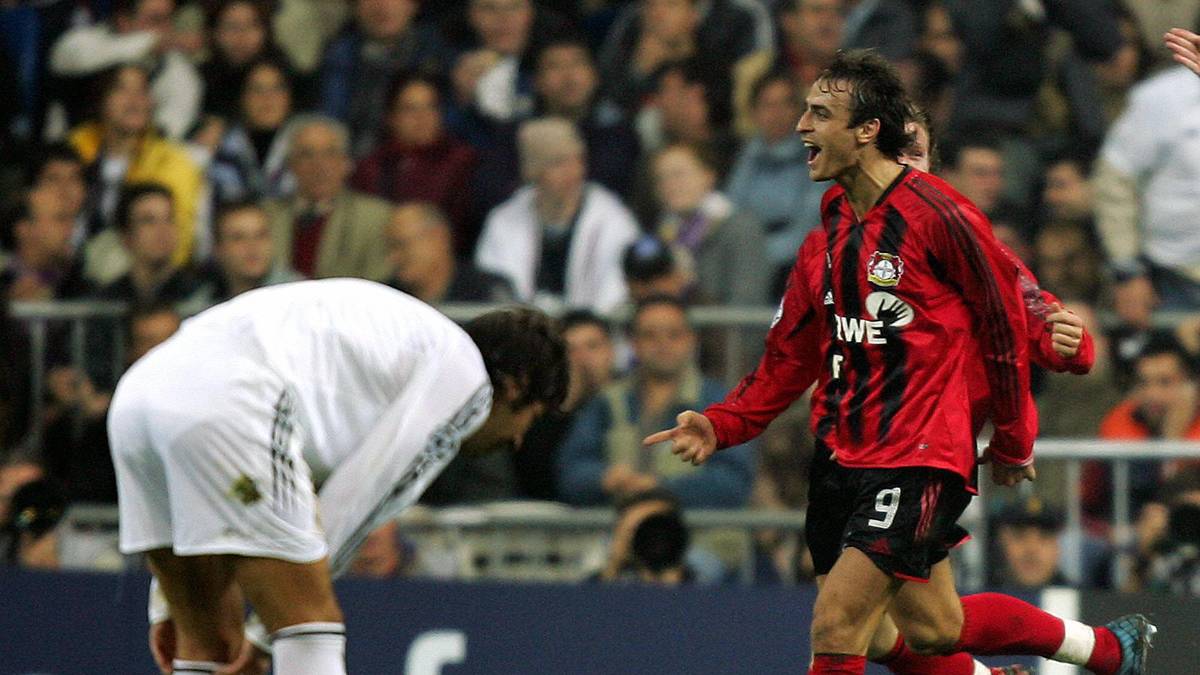 DIMITAR BERBATOV: Der Bulgare, der als 19-Jähriger nach Leverkusen kam, ist bis heute einer der erfolgreichsten Torjäger des Klubs. In 202 Partien schießt er 92 Tore. Mit Leverkusen wird der Mittelstürmer doppelt Vizemeister und Champions-League-Zweiter