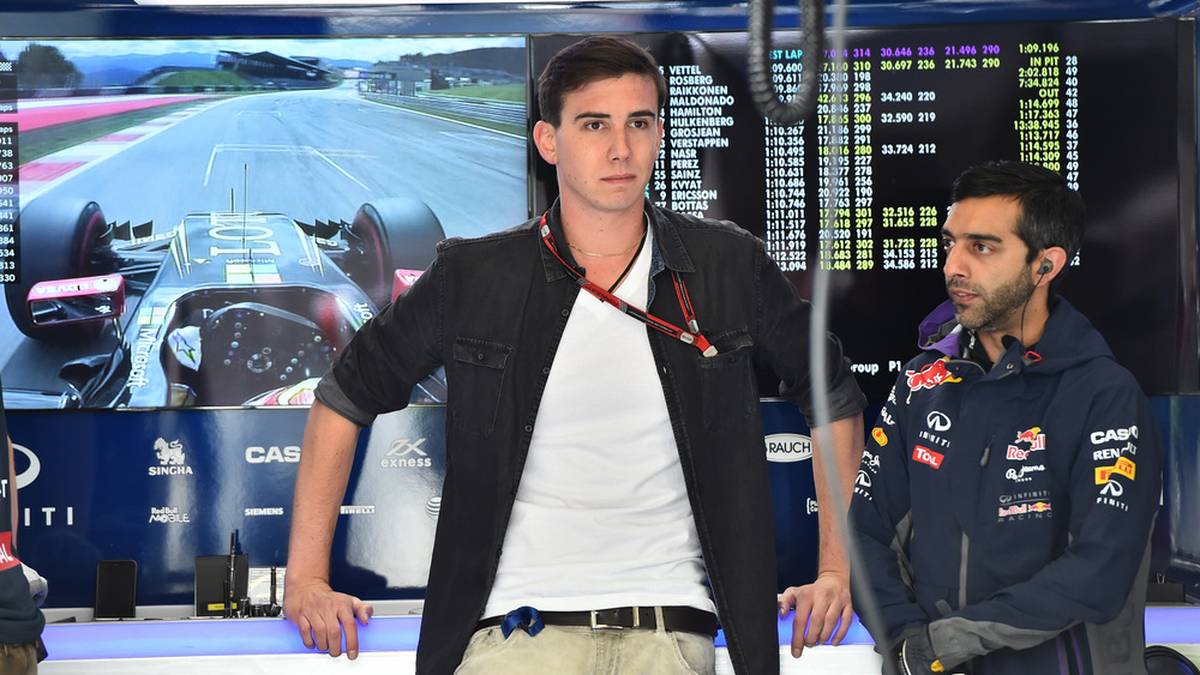 Dietrich Mateschitz' Sohn Mark Mateschitz bei einem Besuch an der Red-Bull-Box 2015