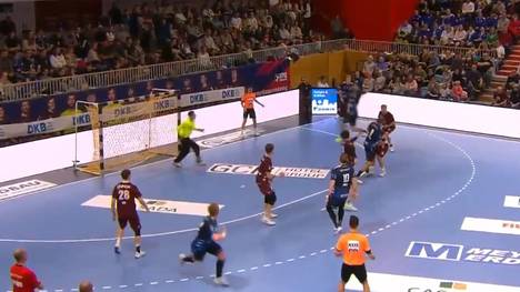 Die Highlights der Partie 1. VfL Potsdam gegen die Rhein-Neckar Löwen aus der Handball-Bundesliga im Video.