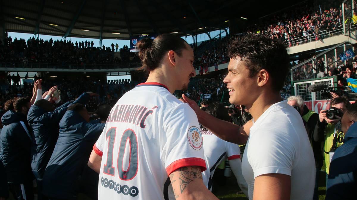 Gemeinsam mit Milan-Kollege Thiago Silva geht es 2012 weiter zu Paris Saint-Germain. Durch die 20 Millionen Euro Ablöse werden für Ibrahimovic bis heute insgesamt rund 169 Millionen Euro Transferzahlungen getätigt. 