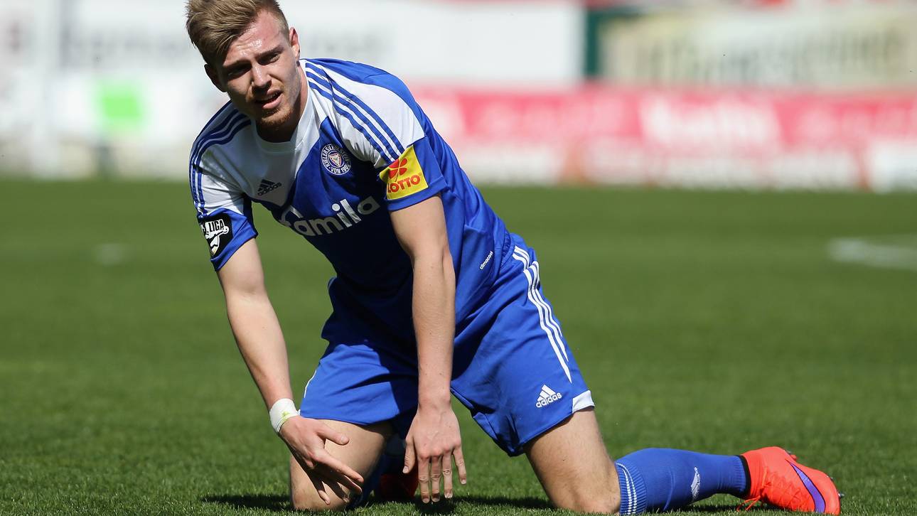 Cottbus holt Kieler Breitkreuz