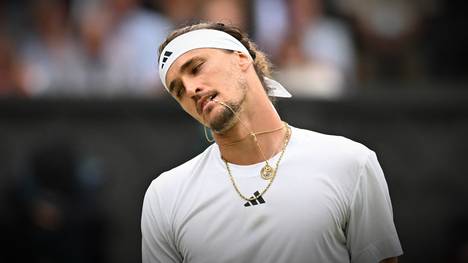 Alexander Zverev verliert sein Achtelfinale in Wimbledon. Nach zwischenzeitlich souveräner Führung entwickelt sich die Partie zum Fünf-Satz-Drama. Hat Zverev einfach nicht die Nerven?