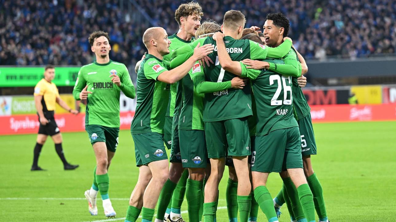 Traumtor! Paderborn bleibt oben dabei