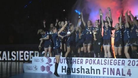 Bei der Final-Four-Endrunde nutzt der verlustpunktfreie Bundesliga-Spitzenreiter und Meister den Heimvorteil und feiert durch einen deutlichen 39:25-Erfolg über die HSG Bensheim/Auerbach seinen dritten Cup-Gewinn in Folge. 
