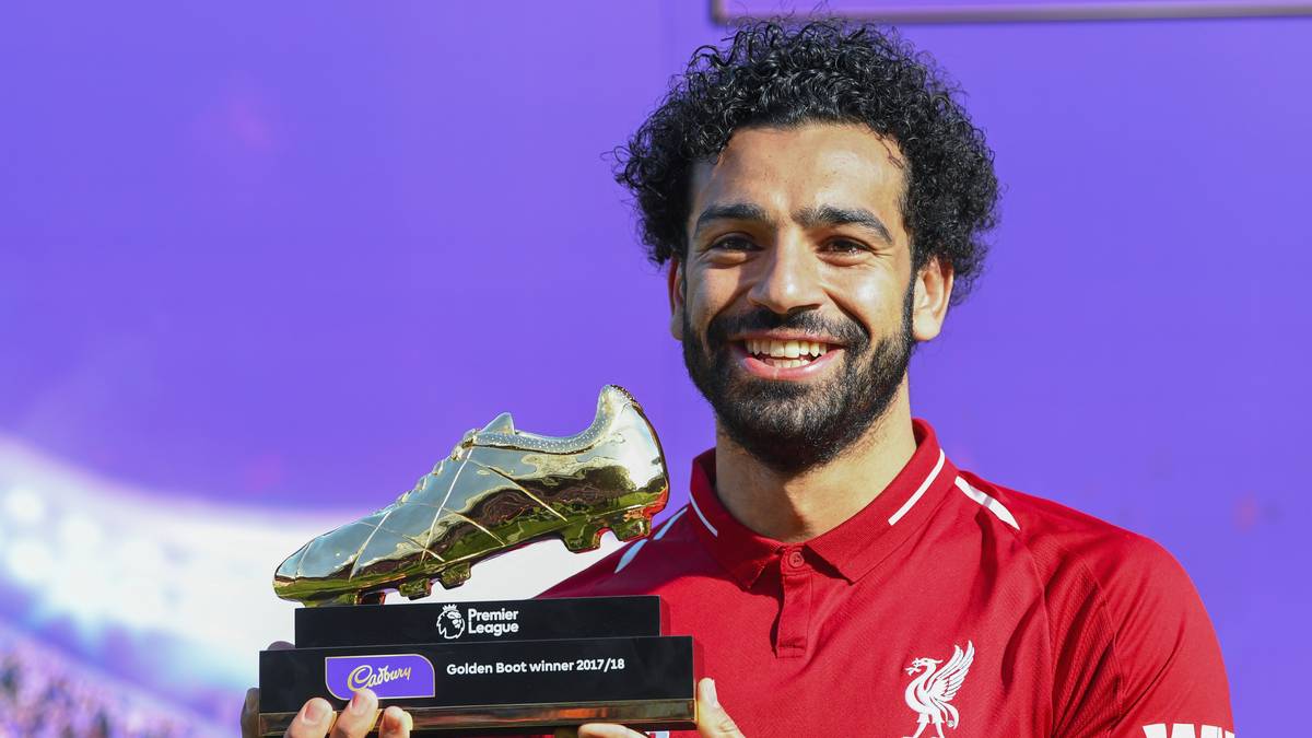 Mit seinen Auftritten in dieser Saison muss sich Ronaldos Herausforderer aber keineswegs verstecken. Salah hat sich mit 32 Toren in der Premier League den Goldenen Schuh für den besten Schützen aller europäischen Ligen gesichert