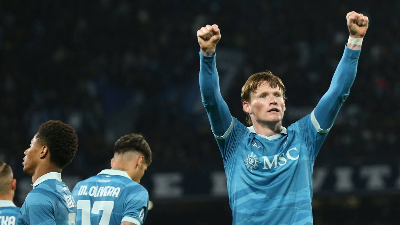 Neapel bleibt an Inter dran