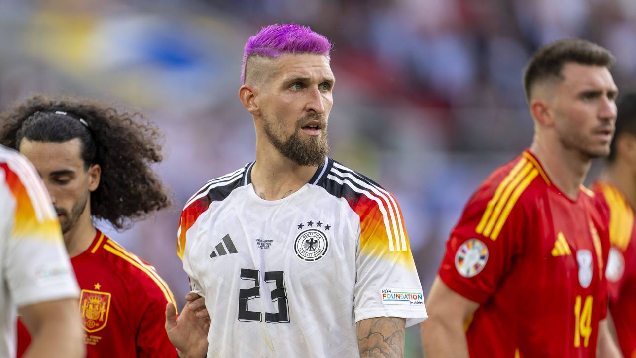 DFB-Star spottet nach bizarrer Kritik