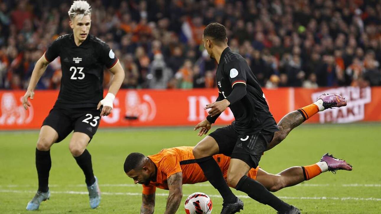 Flick widerspricht Schweinsteiger