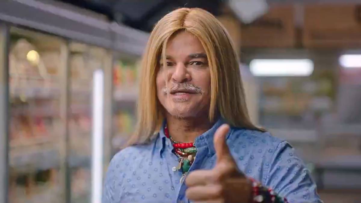 Seine blonden Locken sind einem neuen Style gewichen: Valderrama mit geglätteten Haaren!