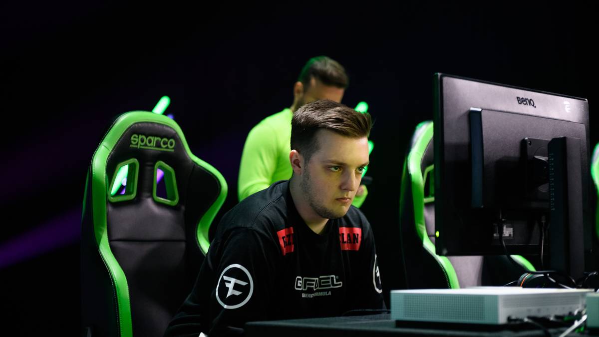 PLATZ 4 - GORILLA (FAZE): Der Weltmeister ist ein Turnier- und sehr aggressiver Angriffsspieler. Auch wenn die Finalteilnahmen in FIFA 18 bisher ausblieben, zählt er auch dank seiner Erfahrung zum Favoritenkreis.