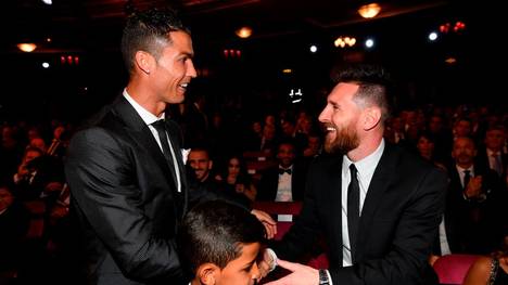 Cristiano Ronaldo (l.) und Lionel Messi haben den Fußball in den vergangenen Jahren geprägt