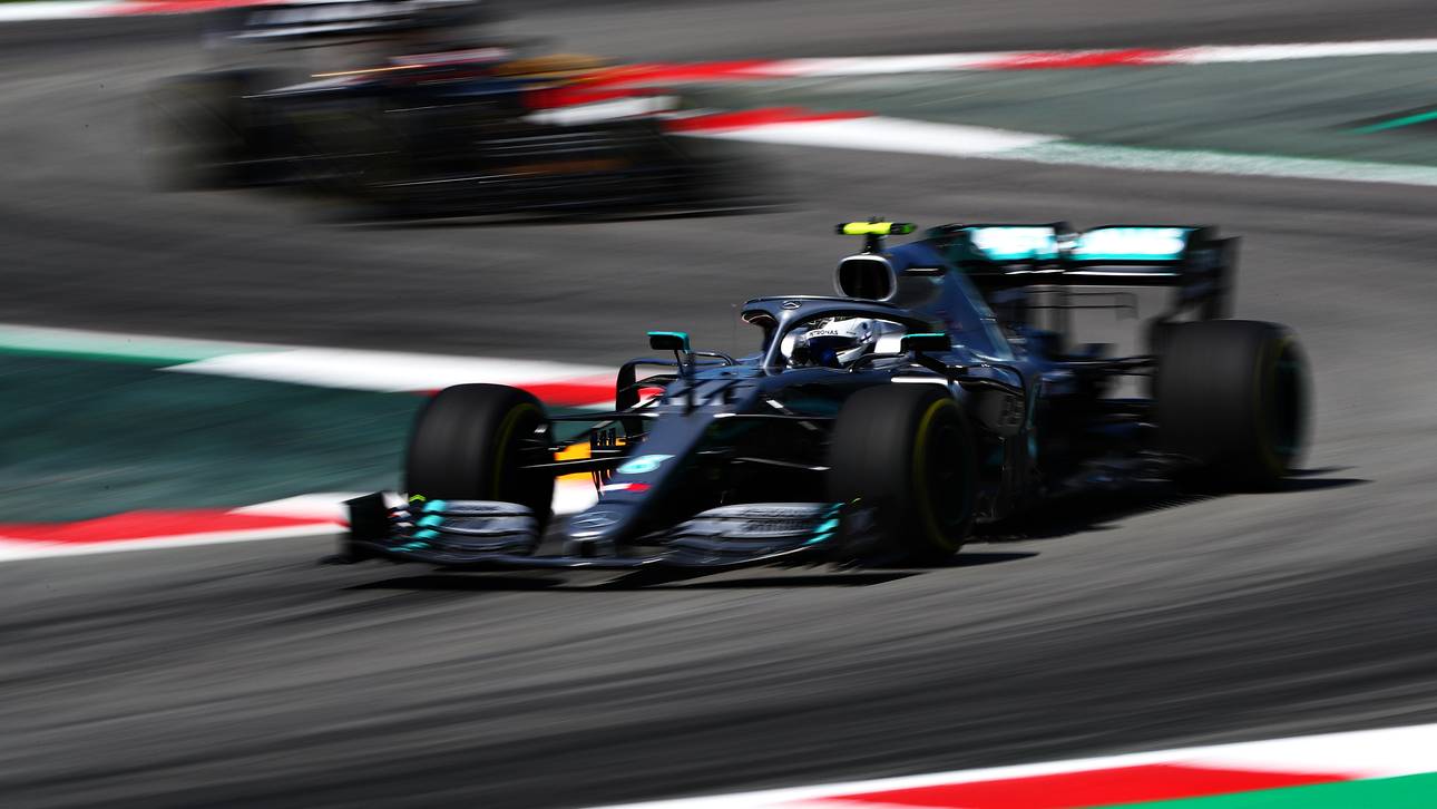 Mercedes dominiert Freies Training