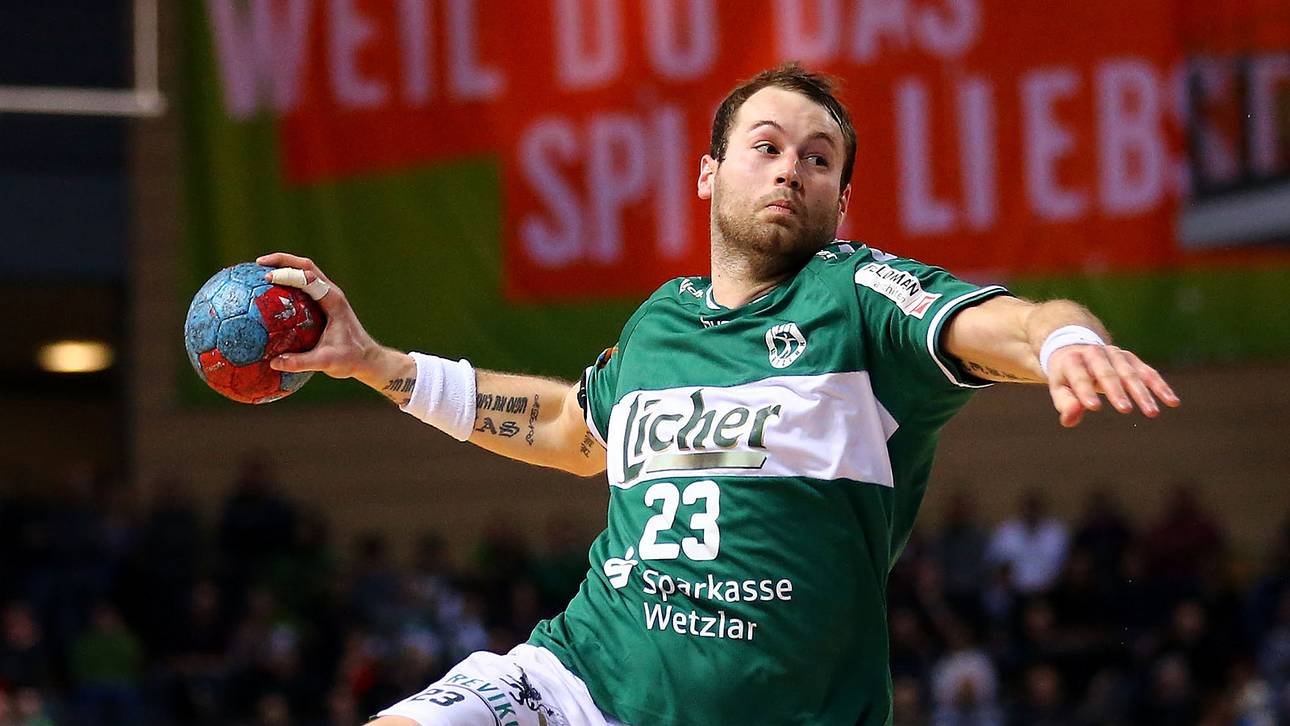 Füchse bleiben Löwen auf den Fersen