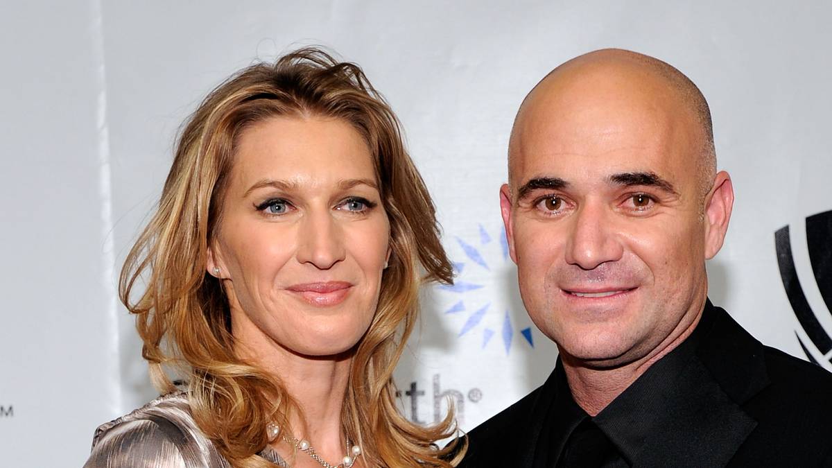 Allerdings hat Steffi Graf bei den Grand-Slam-Titeln eindeutig die Hosen an. Stolze 22 Mal triumphierte sie bei Grand-Slam-Turnieren. Ihr Mann kann da nicht ganz mithalten und kommt auf "nur" acht Erfolge. Aber als Paar sind sie ein Top-Team und haben einen Sohn und eine Tochter