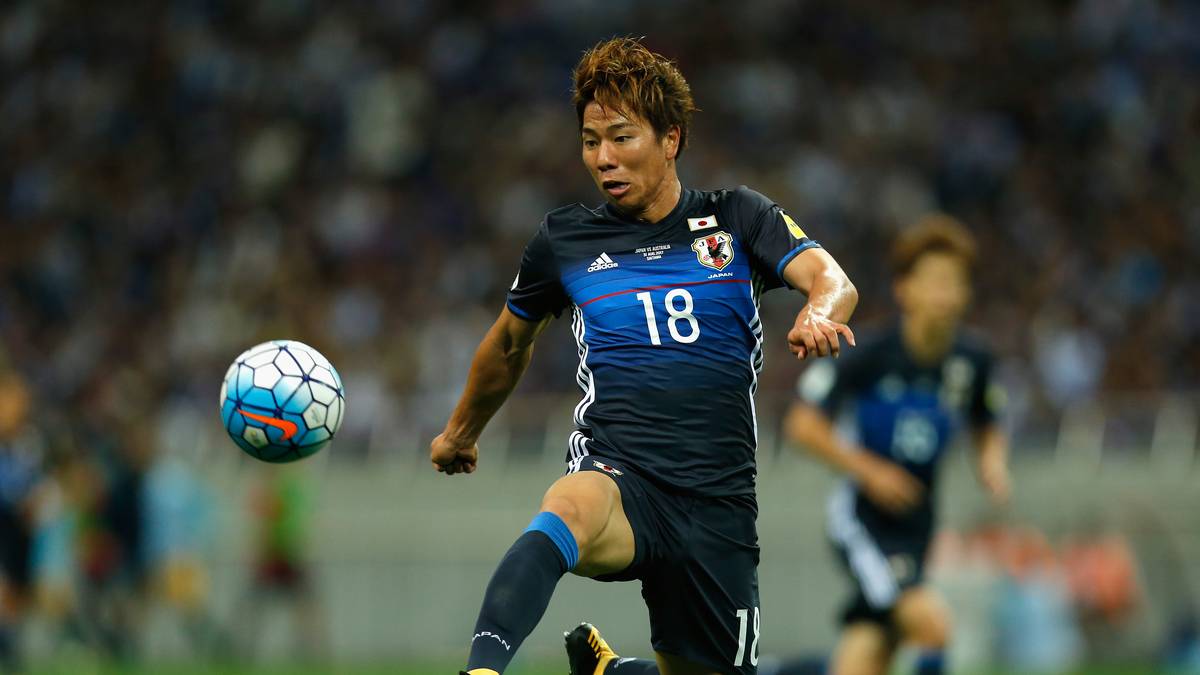 TOPF 4 - JAPAN (44): Schon Ende August macht Japan die Qualifikation perfekt. Stuttgart-Stürmer Takuma Asano ebnet mit seinem Treffer gegen Australien den Japanern den Weg zum 2:1-Sieg - und zur WM-Teilnahme