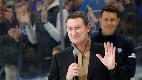 Wayne Gretzky gibt sein Amt bei den Edmonton Oilers ab