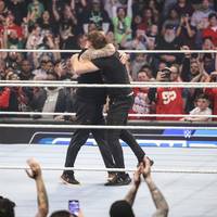 Bei WWE Friday Night SmackDown finden Sami Zayn und Kevin Owens doch wieder zusammen. Das WrestleMania-Match für Österreich-Phänomen Gunther steht.