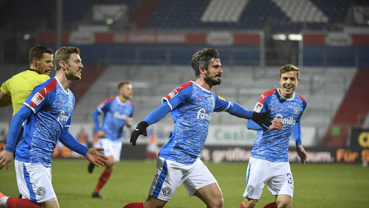 Kiel verdrängt HSV von der Spitze