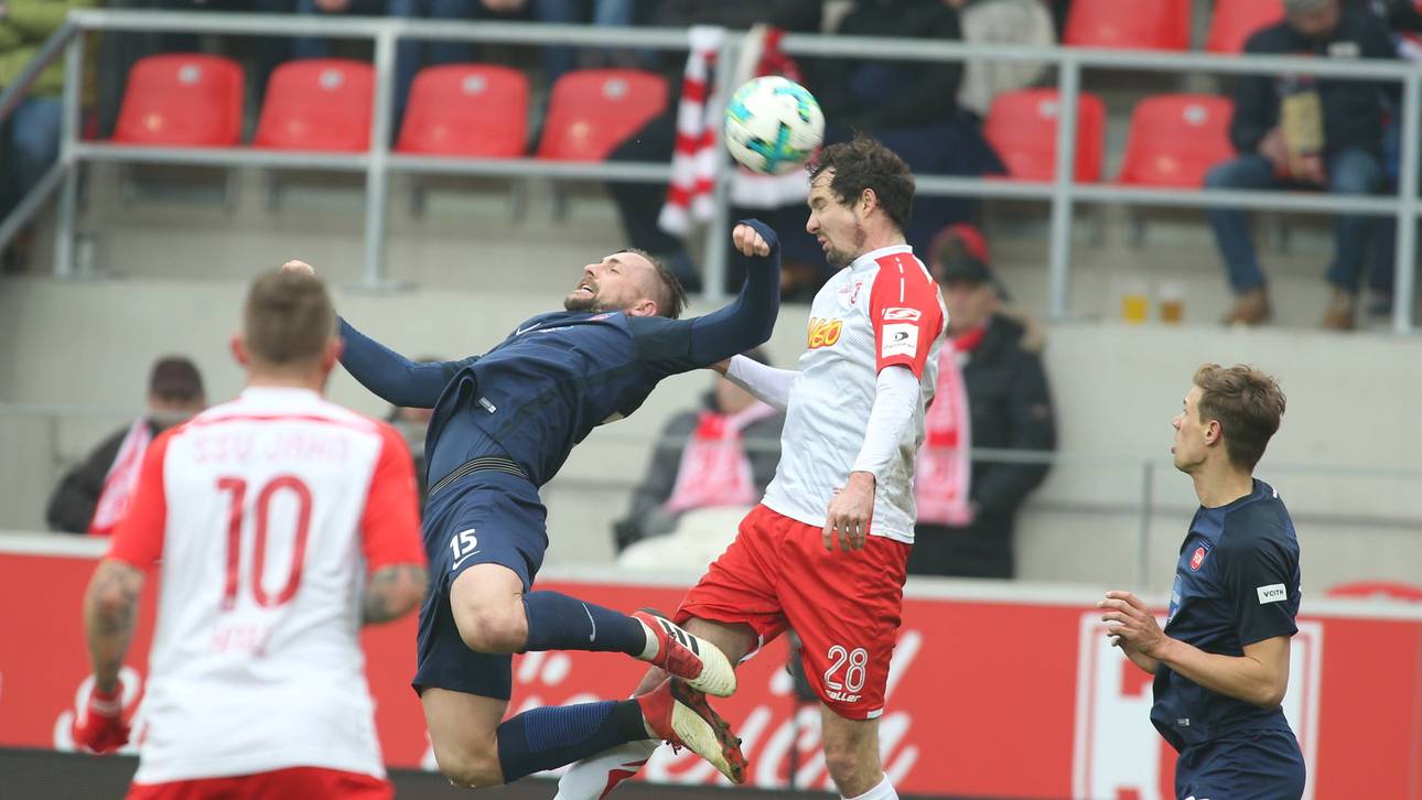 Regensburg springt auf Rang fünf