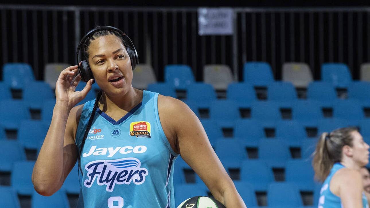 Liz Cambage spielt in Australien für die Southside Flyers